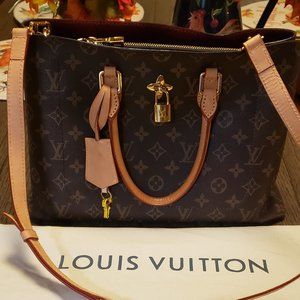 Louis Vuitton Flower Tote Gently Used Condition
